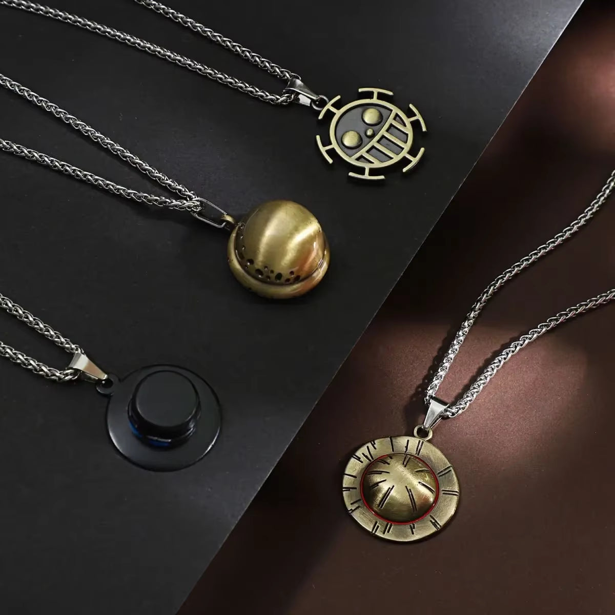 New Anime One Piece Luffy Necklace Men and Women Straw Hat Ace around Metal Pendant Luo Logo Sweater Chain Birthday Gift